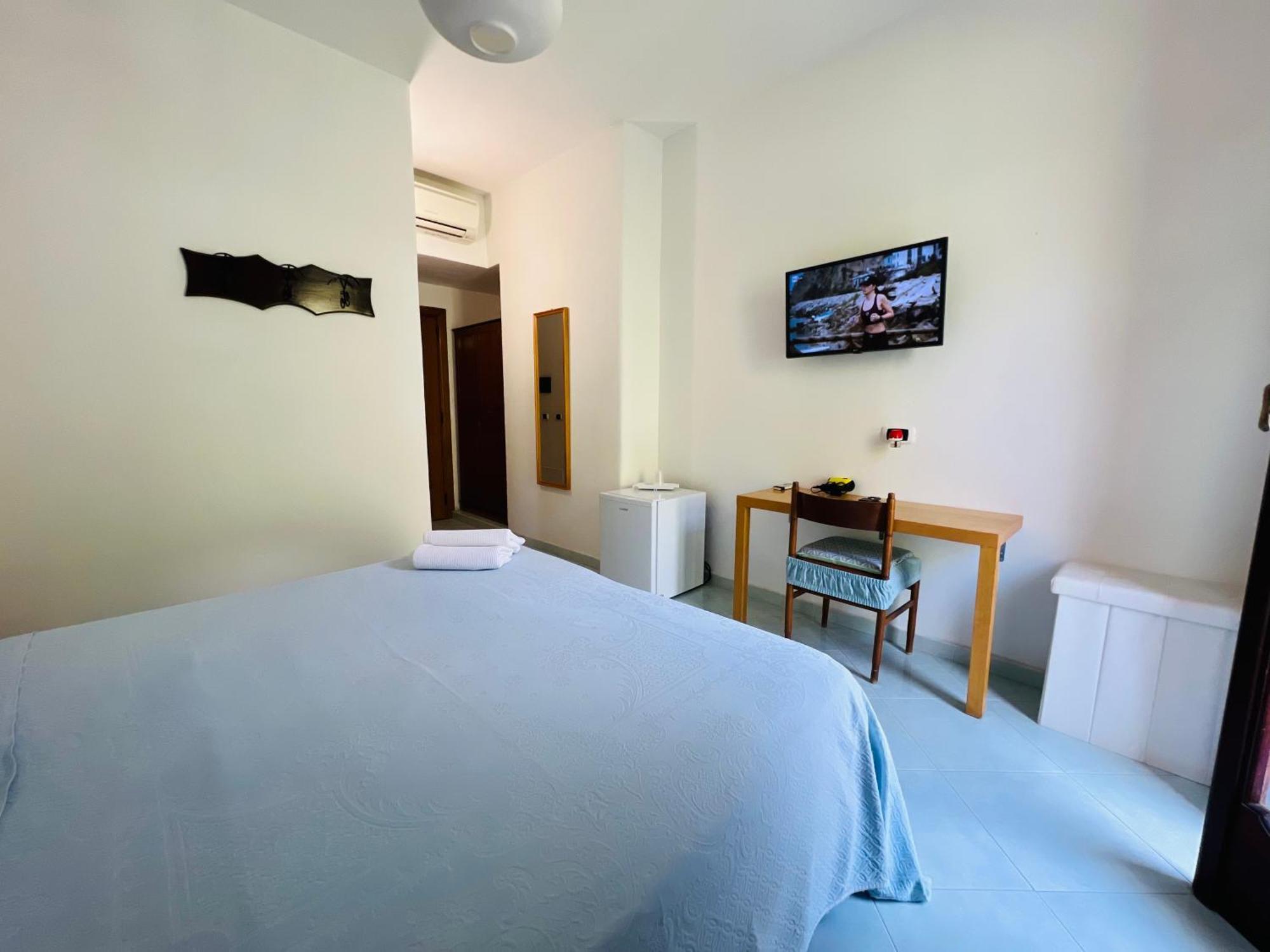 Villa Thomas Bb Conduzione Familiare Forio (Isola d'Ischia) Exterior foto