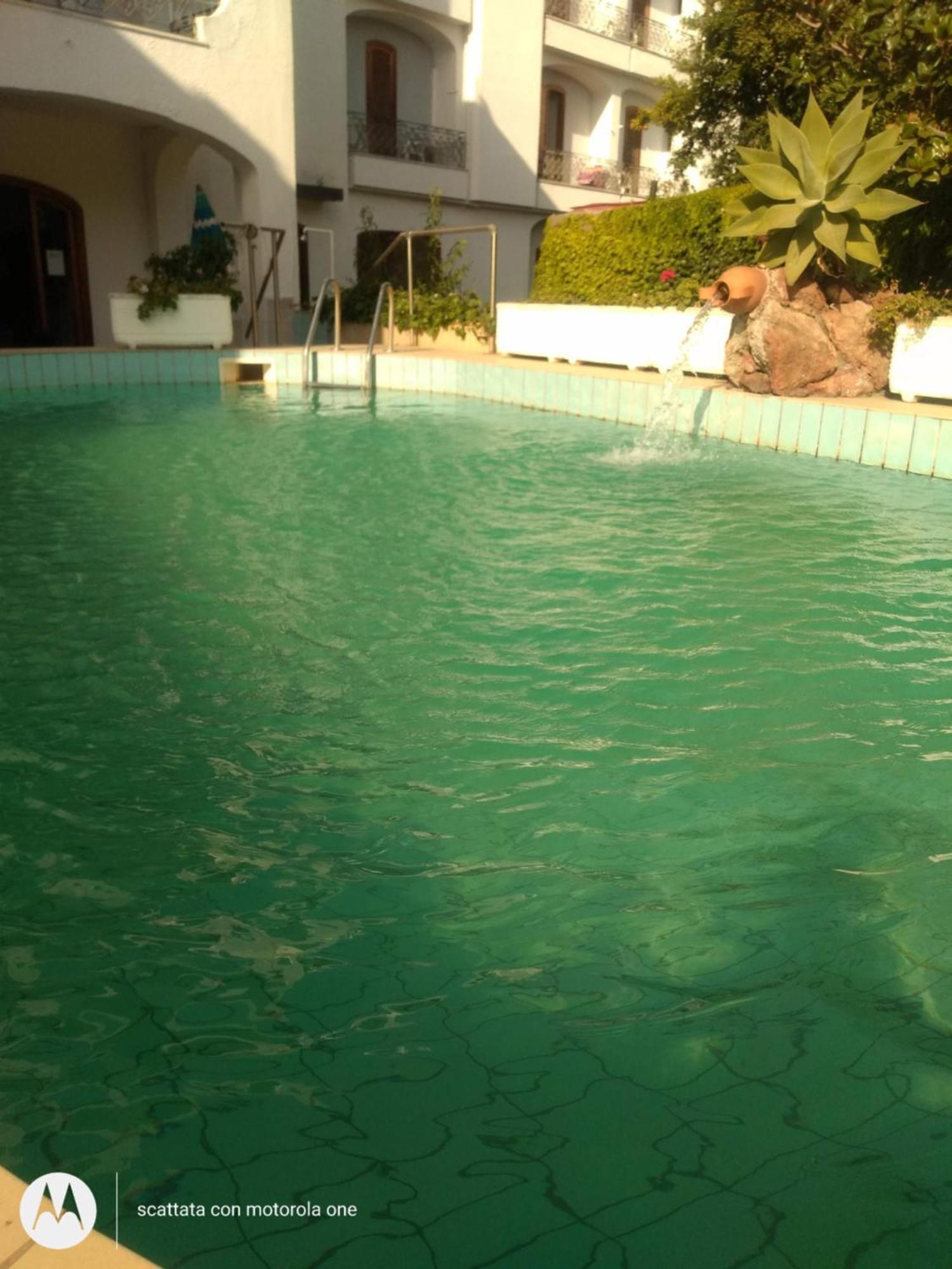 Villa Thomas Bb Conduzione Familiare Forio (Isola d'Ischia) Exterior foto